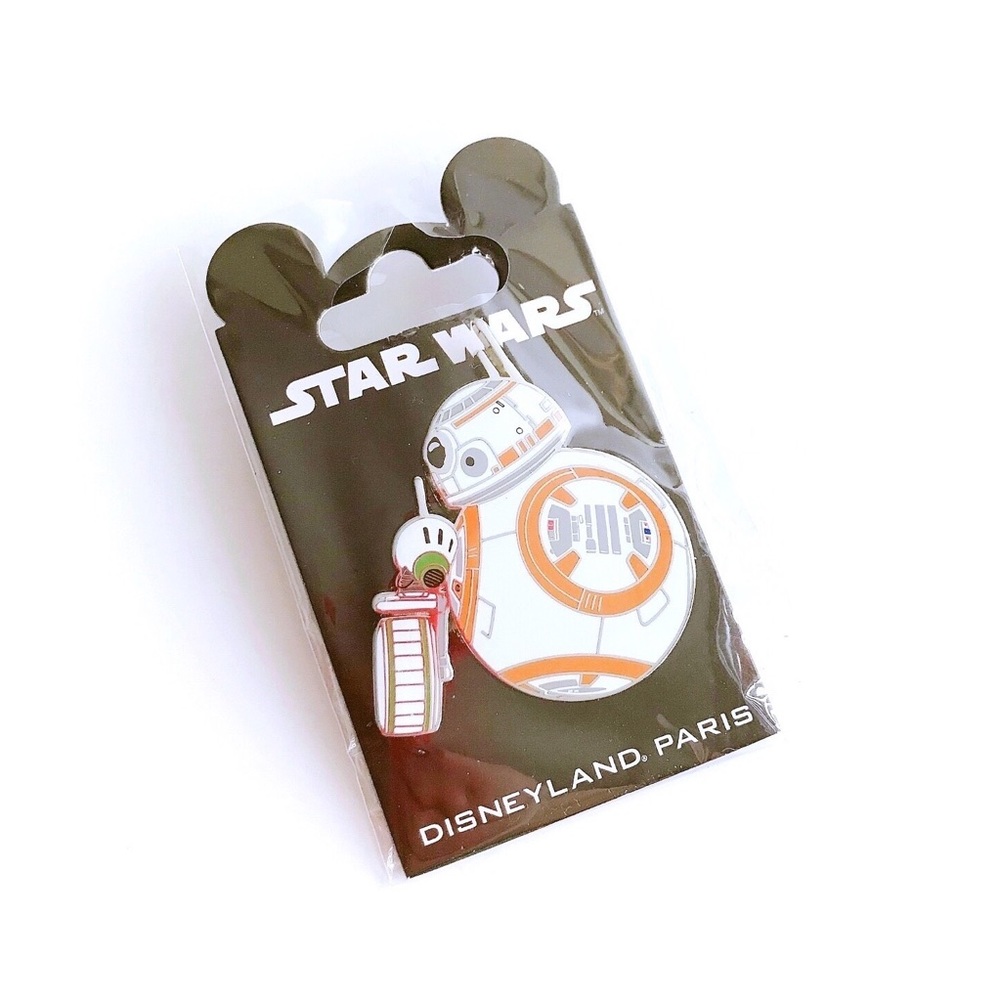 Disneyland Paris Star Wars BB8 Pin
